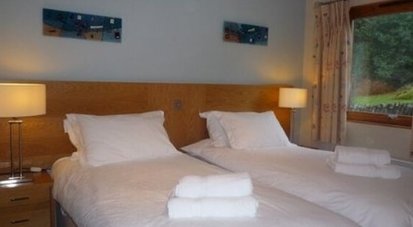 Photo of 20 Keswick Bridge