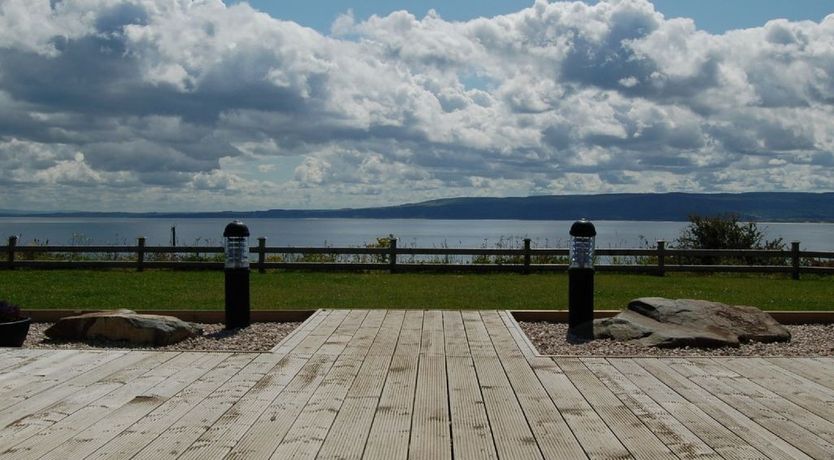 Photo of Luxury Waterfall House