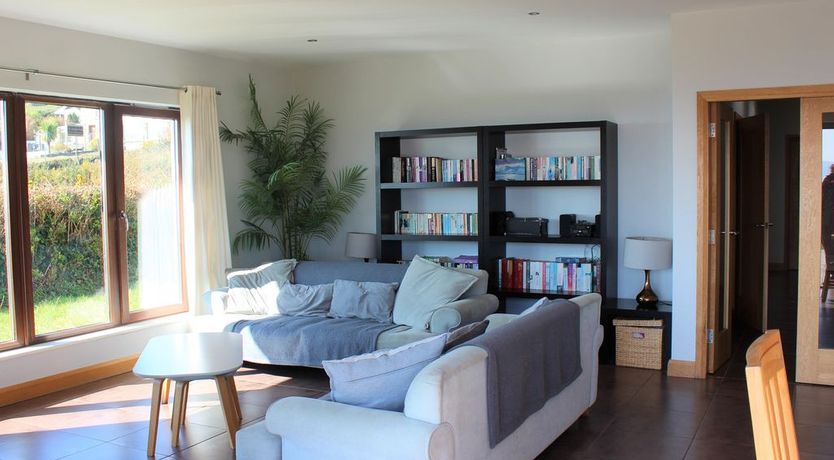 Photo of Luxury Waterfall House