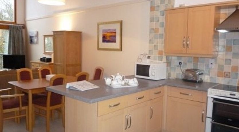 Photo of 10 Keswick Bridge