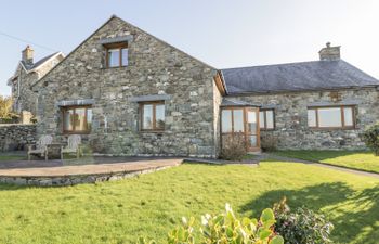 Awel Y Llan Holiday Cottage