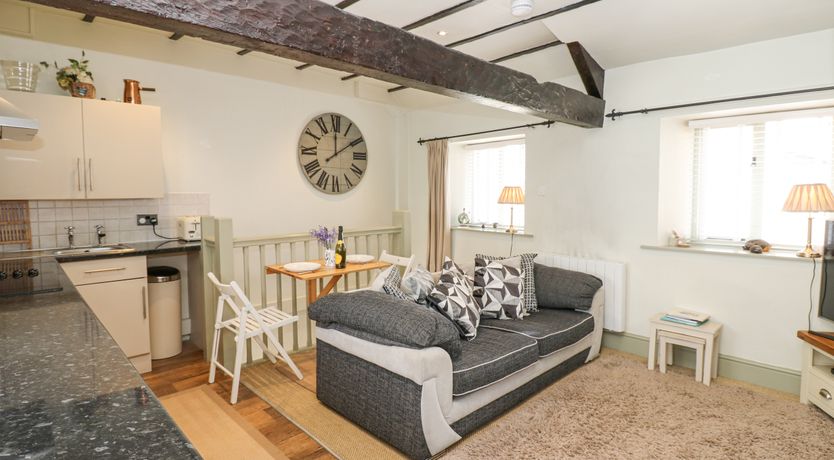 Photo of In & Out Cottage