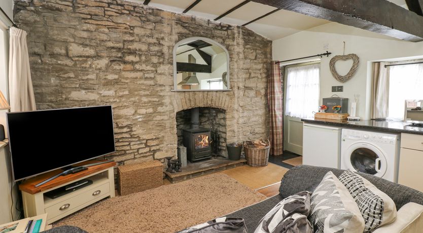 Photo of In & Out Cottage