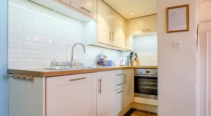 Photo of 3 Bed in Brixham