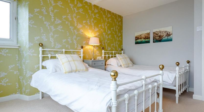 Photo of 3 Bed in Brixham