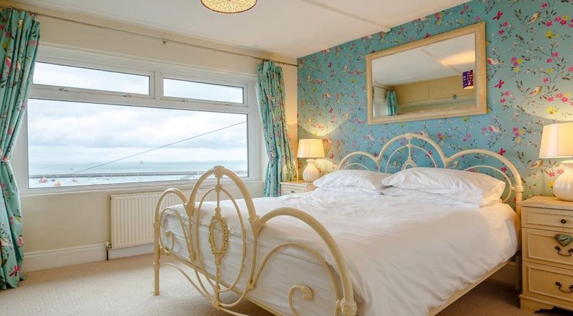 Photo of in Brixham (BX030)