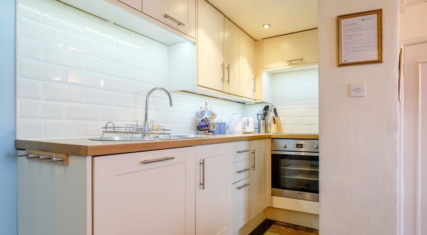 Photo of 3 Bed in Brixham