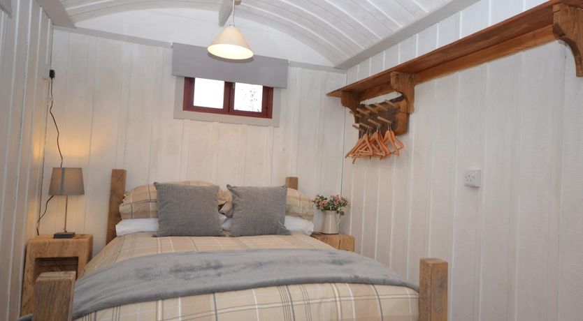 Photo of 1 Bed in Tiverton