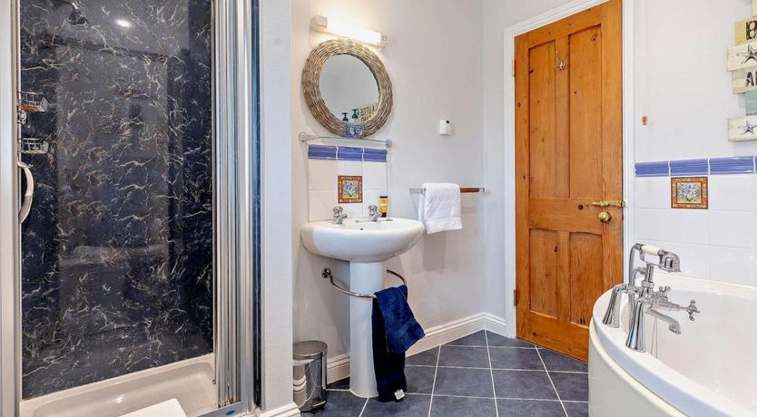 Photo of 2 Bed in Launcells