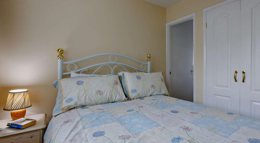 Photo of 2 Bed in West Down