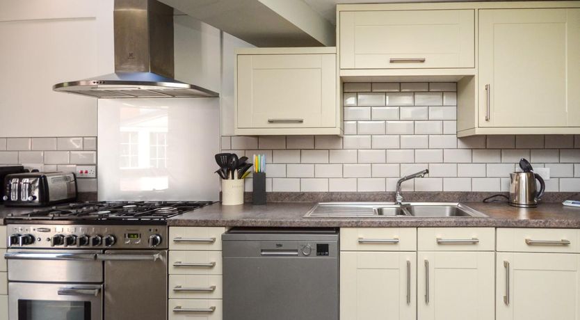 Photo of 3 Bed in Brixham