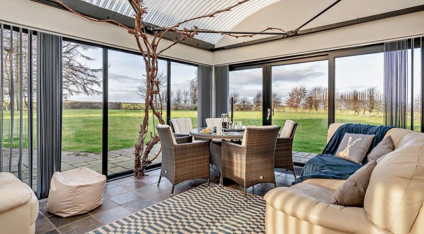 Photo of 3 Bed in Peat Inn