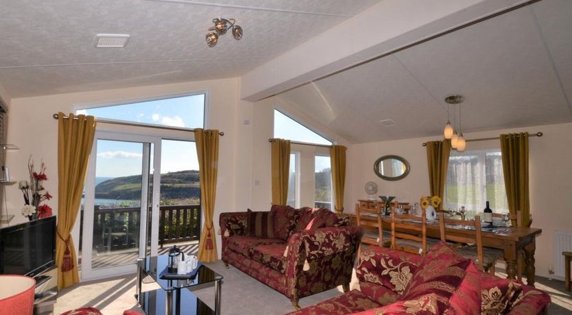 Photo of 3 Bed in Brixham