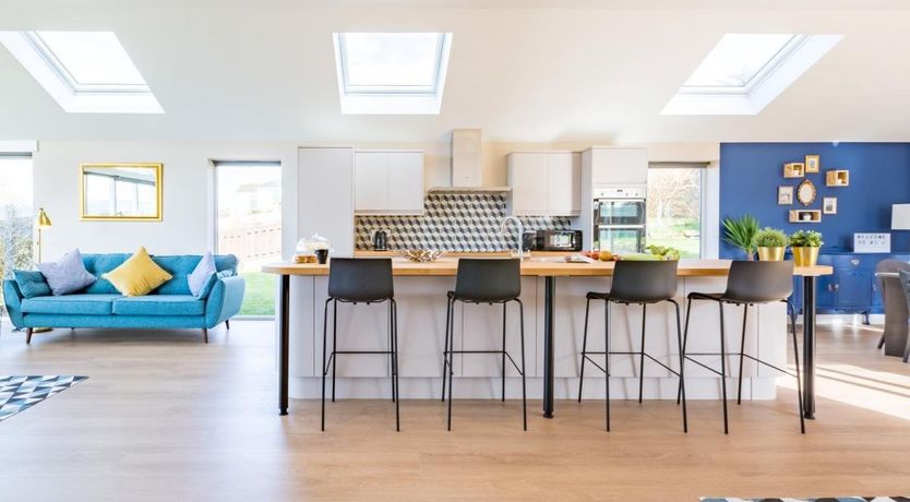 Photo of 4 Bed in Appledore