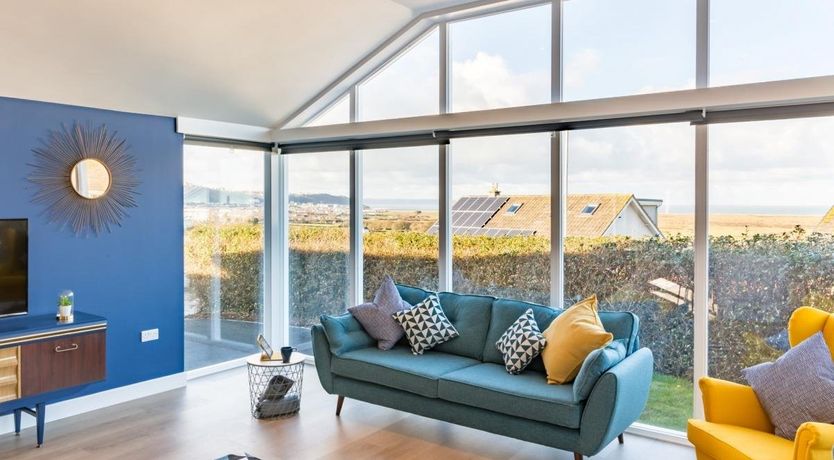 Photo of 4 Bed in Appledore