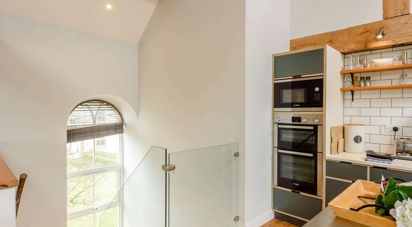 Photo of 5 Bed in Botwnnog