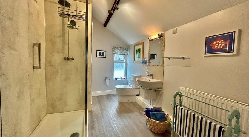 Photo of 3 Bed in St. Dogmaels