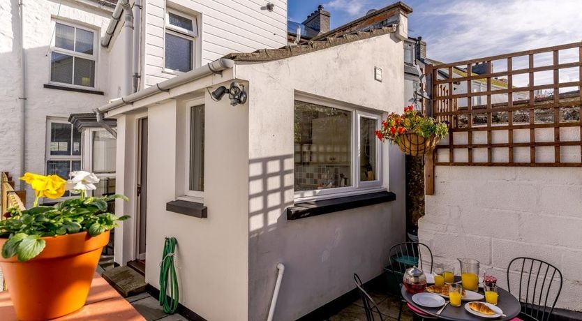 Photo of 3 Bed in St. Dogmaels