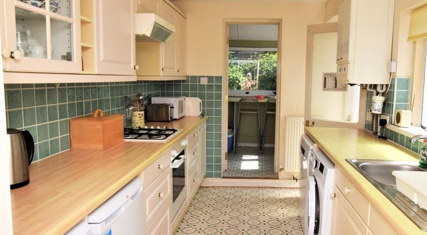 Photo of 3 Bed in Eastbourne