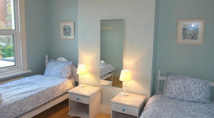 Photo of 3 Bed in Eastbourne