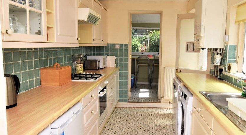 Photo of 3 Bed in Eastbourne
