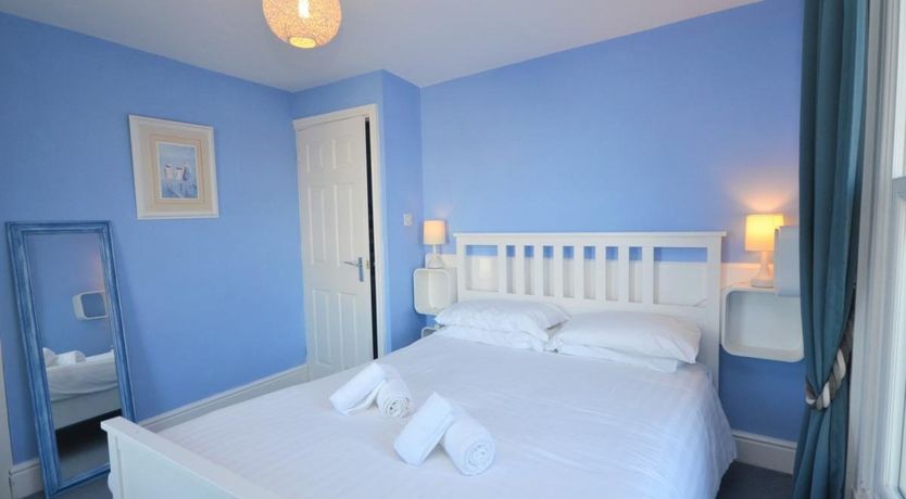 Photo of 3 Bed in Brixham