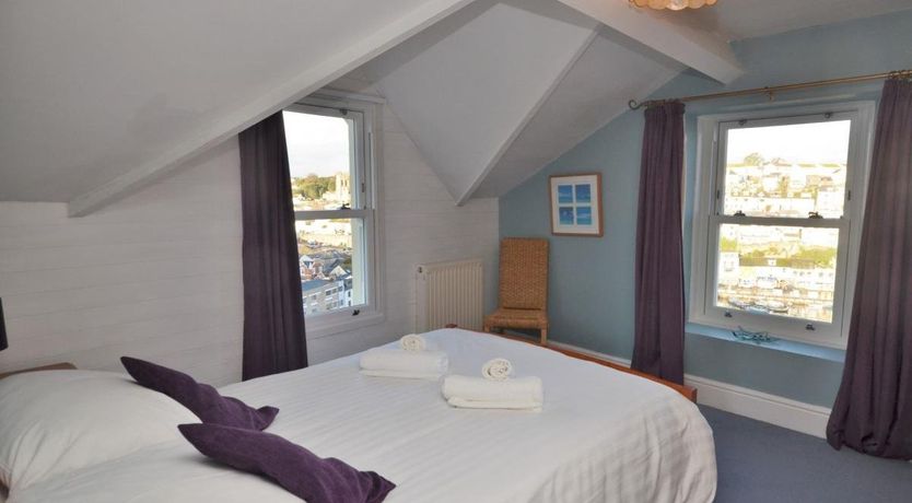 Photo of 3 Bed in Brixham
