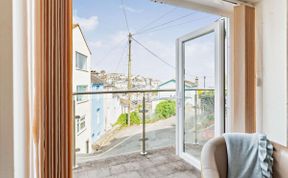 Photo of in Brixham (BX013)