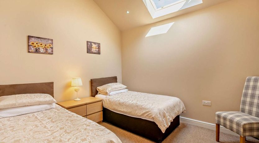 Photo of 2 Bed in Blakeney