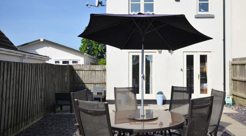 Photo of 3 Bed in Hillhead