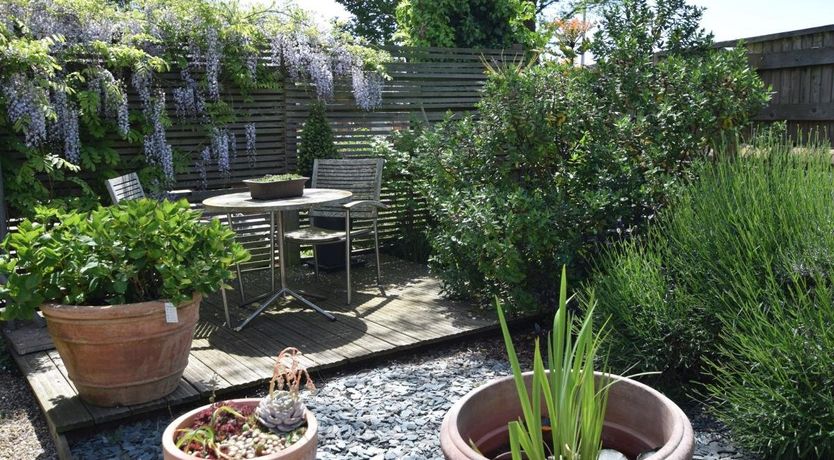 Photo of 1 Bed in Eastbourne