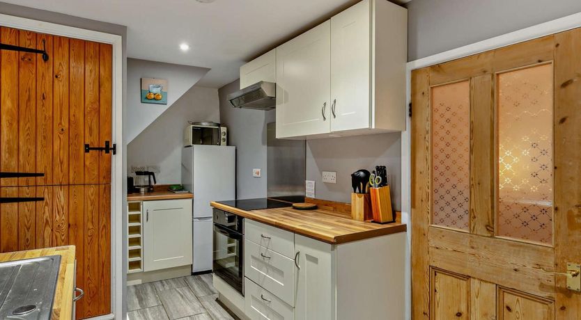Photo of 2 Bed in South Molton