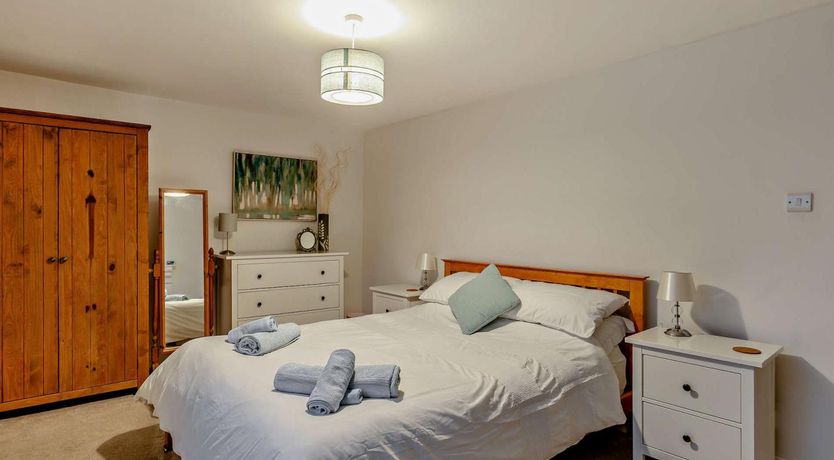 Photo of 2 Bed in South Molton