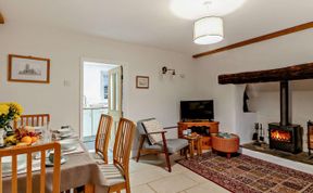 Photo of 2 Bed in South Molton