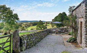 Photo of Cottage in Derbyshire