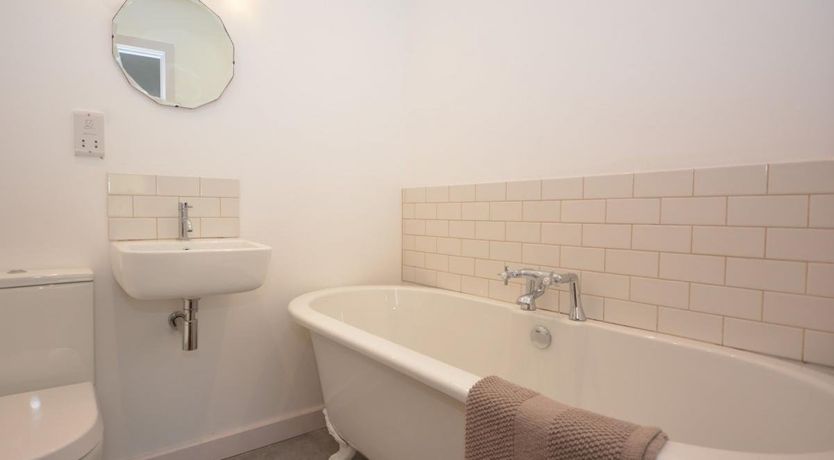 Photo of 3 Bed in Llanvihangel Crucorney