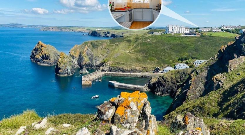 Photo of in Mullion Cove (54556)
