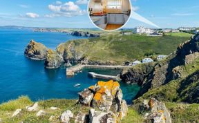 Photo of in Mullion Cove (54556)