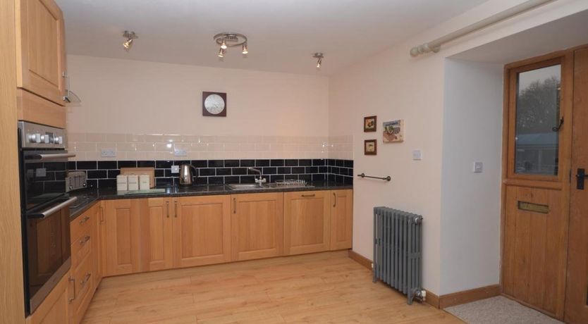 Photo of 3 Bed in Green Ore