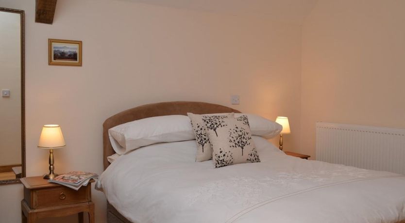 Photo of 3 Bed in Green Ore