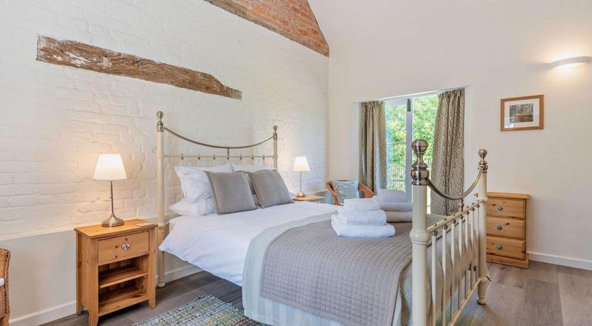 Photo of 1 Bed in Clungunford