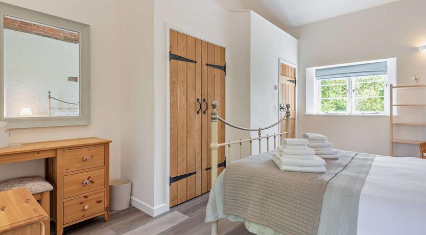 Photo of 1 Bed in Clungunford