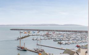 Photo of in Brixham (BX028)