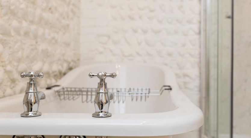 Photo of 2 Bed in Eastbourne