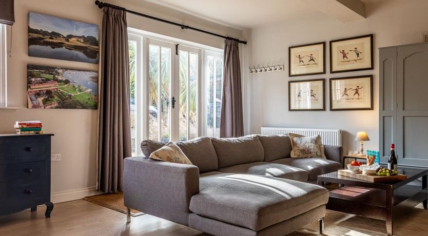 Photo of 1 Bed in Beaulieu