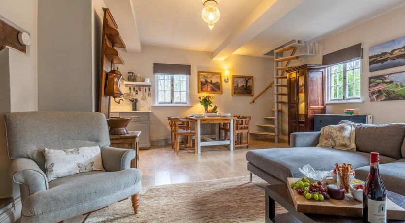 Photo of 1 Bed in Beaulieu