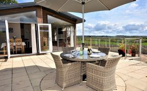 Photo of in Lochwinnoch  (55854)