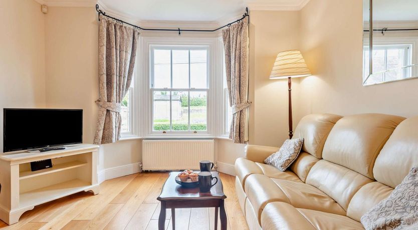 Photo of 3 Bed in Gillingham