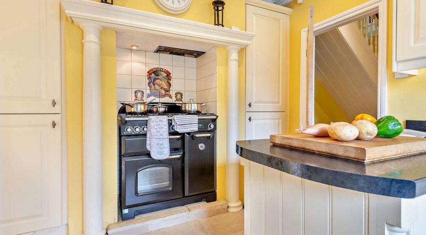 Photo of 3 Bed in Gillingham