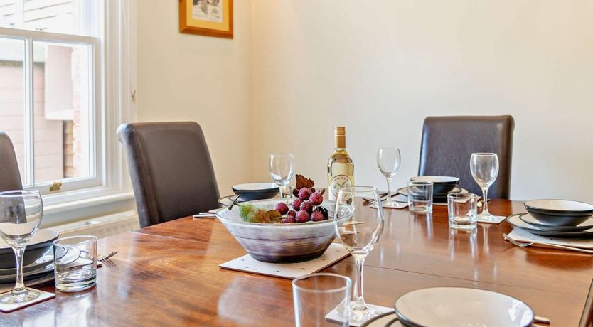 Photo of 3 Bed in Gillingham